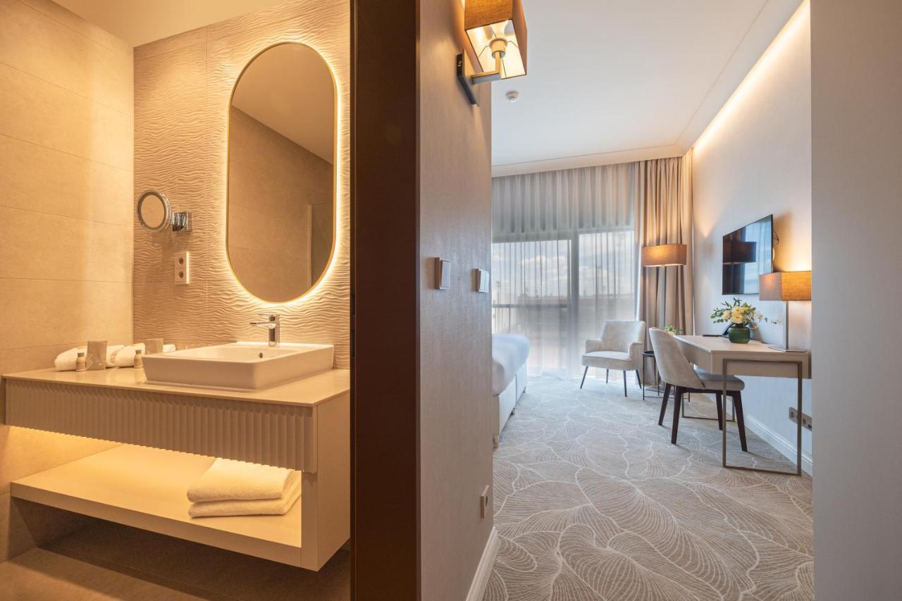 Hotel Gerardus Сегед Екстер'єр фото